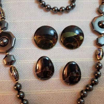 Lot 161: Hematite & Cloisonne Necklace & 2 pairs of Earrings 
