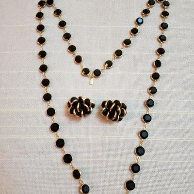 Lot 163: Swarovski Crystal Necklace and Earrings 