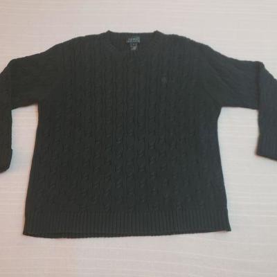 Lot 168: Lauren Ralph Lauren Dark Green Sweater