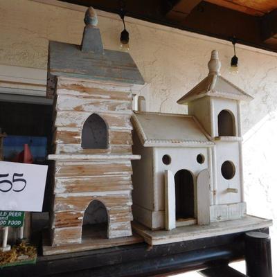 Lot 455 two bird houses