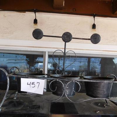 Lot 457 metal rack for potted plants