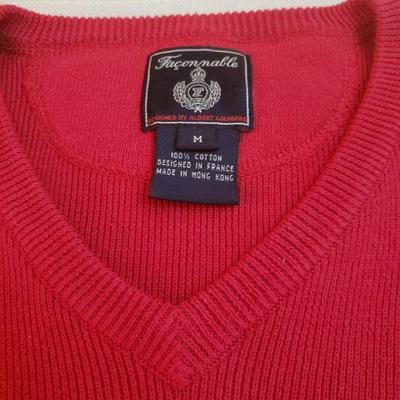 Lot 178: FaÃ§onnable Sweater 