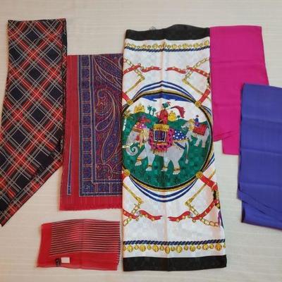 Lot 179: Scarf Lot #1