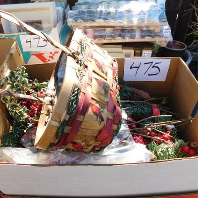 Lot 475 basket and miscellaneous holiday decor