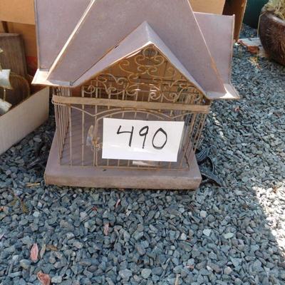 Lot 490 metal birdcage/birdhouse