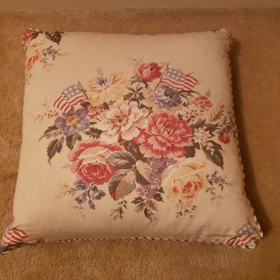Lot 211: Ralph Lauren Decorative Pillow