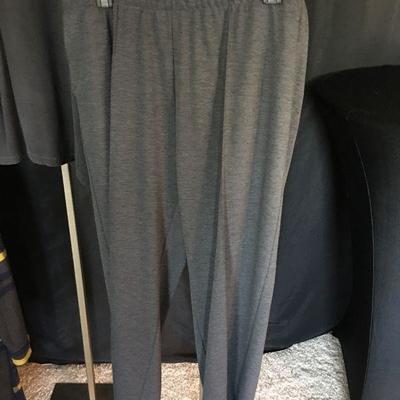 5 Pieces curated by our fashion stylist XL - 1X Charcoal picks Reborn, Sacred Thread, Soft Surroundings, Cathy Daniels  LOT#154
