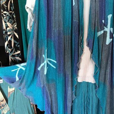 Curated 6 Pieces of Jade / Emerald & Black Blouses Pants Jackets Shirts: Simple People, Soft Surroundings, Chicos, Coldwater Creek...