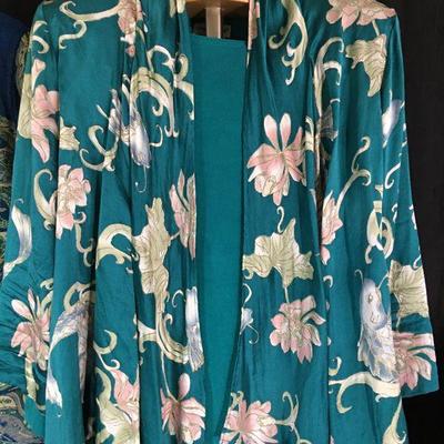 Collection of 5 Pc Curated by our Stylist: Shades of Peacock Cobalt Coldwater Creek, Winter Silks Sized XL - 1X  LOT#159