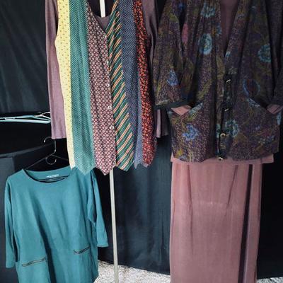 6 PCs Curated by our Stylist in Mulberry / Hunter Green. Carole Little, Asia Craft, Cut Loose, Soft Surroundings LOT#161