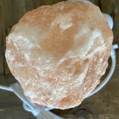 HIMALAYAN PINK SEA SALT LAMP LEVOIT