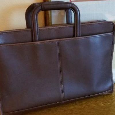 LOT #219: Vintage Brown Leather COACH Briefcase