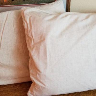 LOT #225: Vintage Ralph Lauren Decorative Pillow Cases w/ Pillows