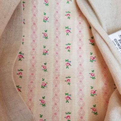 LOT #225: Vintage Ralph Lauren Decorative Pillow Cases w/ Pillows