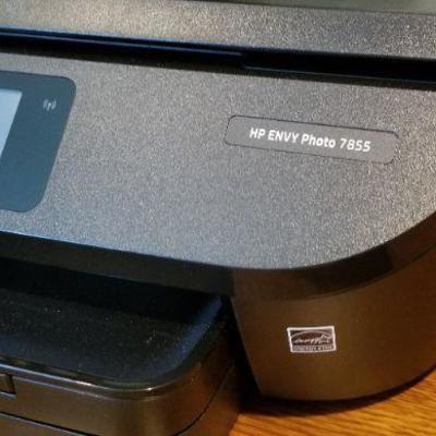 LOT #268: HP Envy Printer w/ 2 New Ink Cartridges