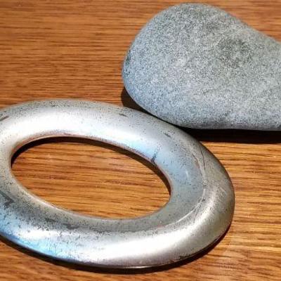 LOT #270: (2) Motivational Trinkets