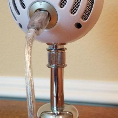 LOT #275: BLUE USB Digital Microphone 
