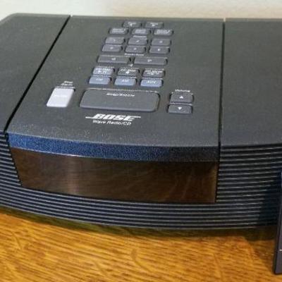 LOT #276: BOSE Wave CD Radio w/ remote