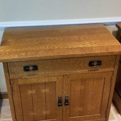 LOT #279: Vintage STICKLEY Storage Cabinet w/ drawer
