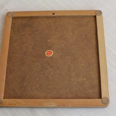 LOT #286: (4) Assorted Hot Plates (Cat w/ Fish, Cat Outside, Fish and Duck)