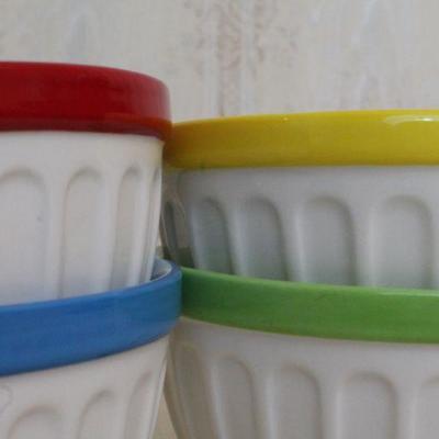 LOT #287: (4) Colorful Starbucksâ„¢ Bowls