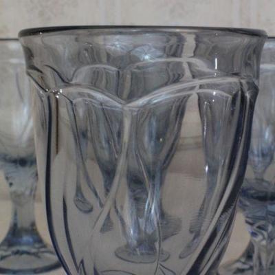 LOT #292: Vintage Blue Drinking Glasses (8) Total 