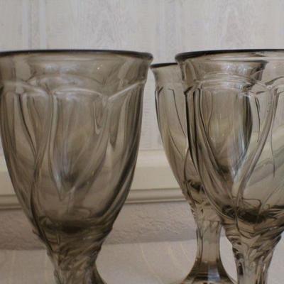 LOT #293: Vintage Brown Drinking Glasses (8) Total