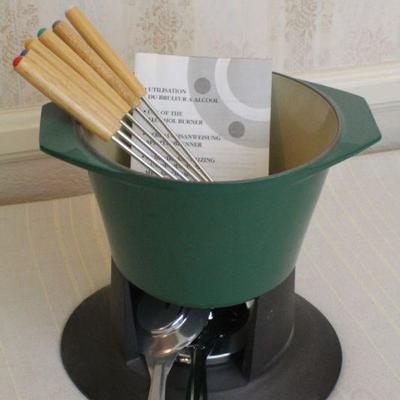 LOT #297: Vintage Fondue Stove w/ Sticks