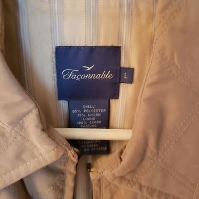 Lot 309: FaÃ§onnable Quilted Vest