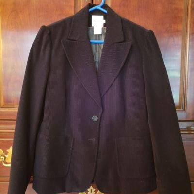 Lot 310: FaÃ§onnable Corduroy Jacket
