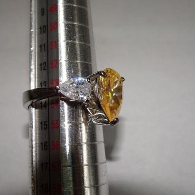 Citrine Colored Pear Shaped Silver Tone Ring, Very Pretty!