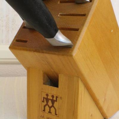 LOT #326: J.A. Henckelsâ„¢ Wood Knife Block w/ Assorted Knives