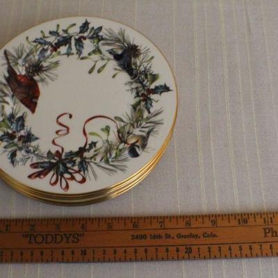 LOT #328: Vintage LENOXâ„¢ "Winter Greetings" Holiday Fine Ivory China Plates