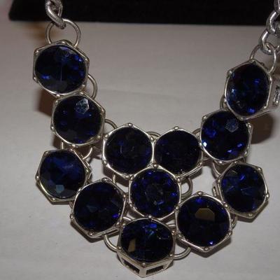 Gorgeous Kenneth Cole New York,  Sapphire Blue, Silver Tone Never Worn Necklace 