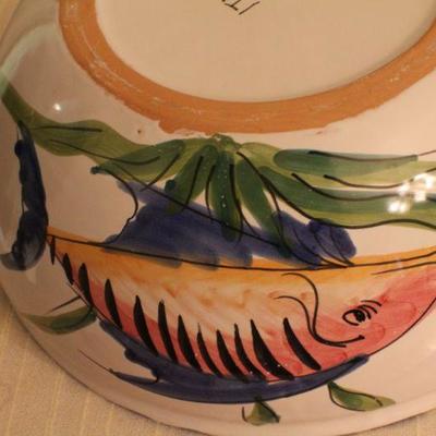 LOT #332: Large VIETRIâ„¢ Made in Italy Handpainted Sealife Dish Set