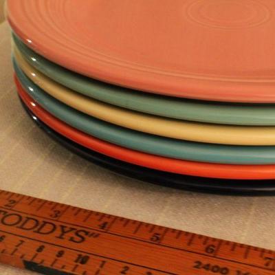 LOT #342: HUGE Mid Century Modern FIESTAâ„¢ Colorful Dinnerware Set