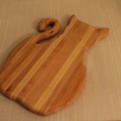 LOT #345: Large Cat Shaped Wood Chopping Block 