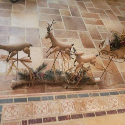 Lot 6: Reindeer Table Scape