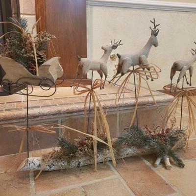 Lot 6: Reindeer Table Scape