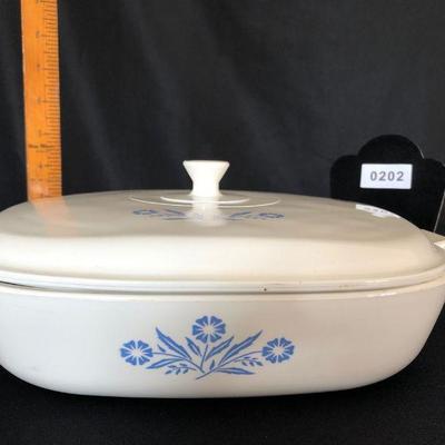 Vintage Corningware B-31 Covered Dish 11.5" Lot # 202