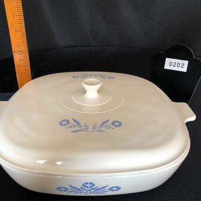 Vintage Corningware B-31 Covered Dish 11.5" Lot # 202