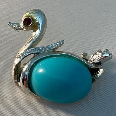 Vintage Silvertone Swan Duck Pin