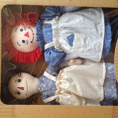 Raggedy Ann Then and now dolls vintage 