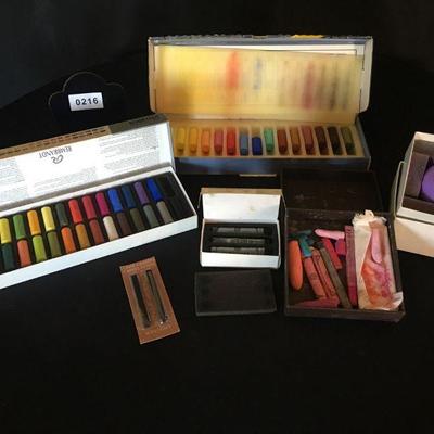 5 Boxes of assorted soft chalk pastels Lot 216