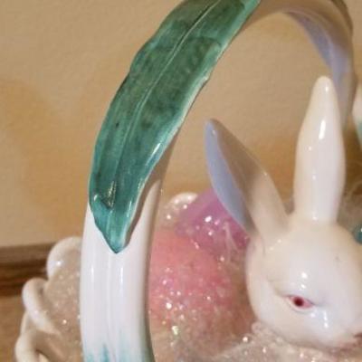 LOT #21: VIETRI Made in Italy Handpainted Ceramic Easter Basket w/ Bunny and Goodies