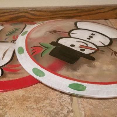 LOT #22: Large Glass Holiday Plates