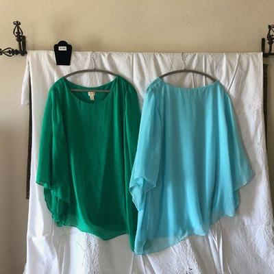 Lot of 2 Chico's Ladies Tops Lot # 168