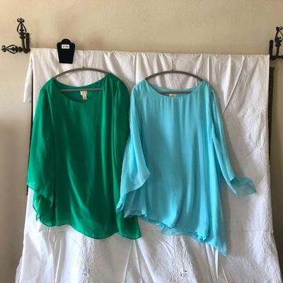 Lot of 2 Chico's Ladies Tops Lot # 168