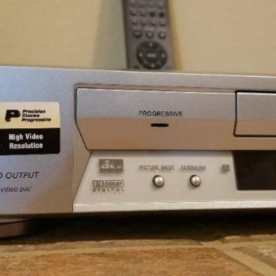 LOT #33: Sony DVD Player w/ Remote TESTED A+