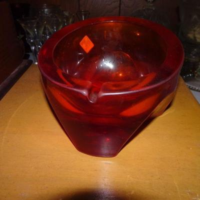 Viking Art Glass Persimmon Tri-Pod Orb Ashtray, Mid Century Modern Smokers Collectible 